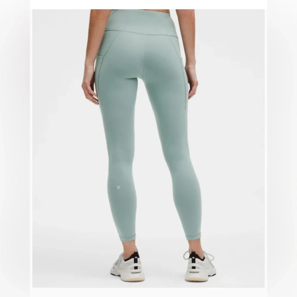 Lululemon Wunder Train High-Rise Tight with Pockets